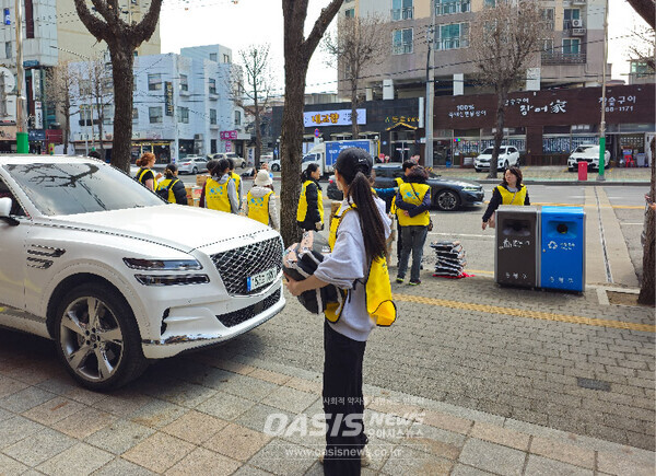 서울 녹번동 교회 기부나눔행사(사진제공=오아시스뉴스)